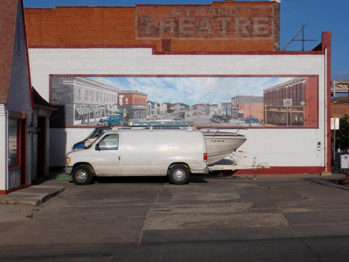 Mural in Rawlins, WY, on the GDMBR.